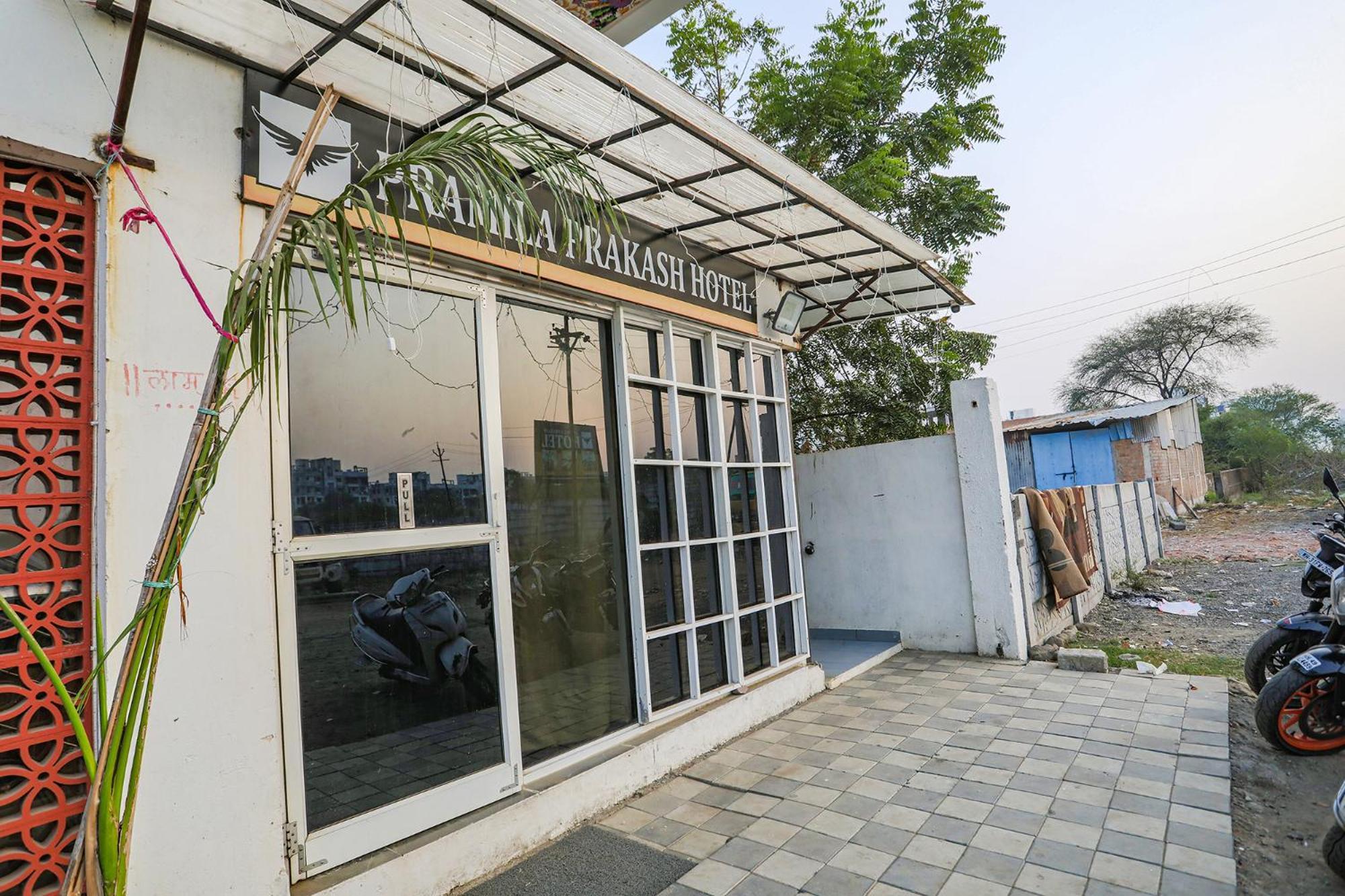 Fabexpress Pramila Prakash Hotell Nagpur Exteriör bild